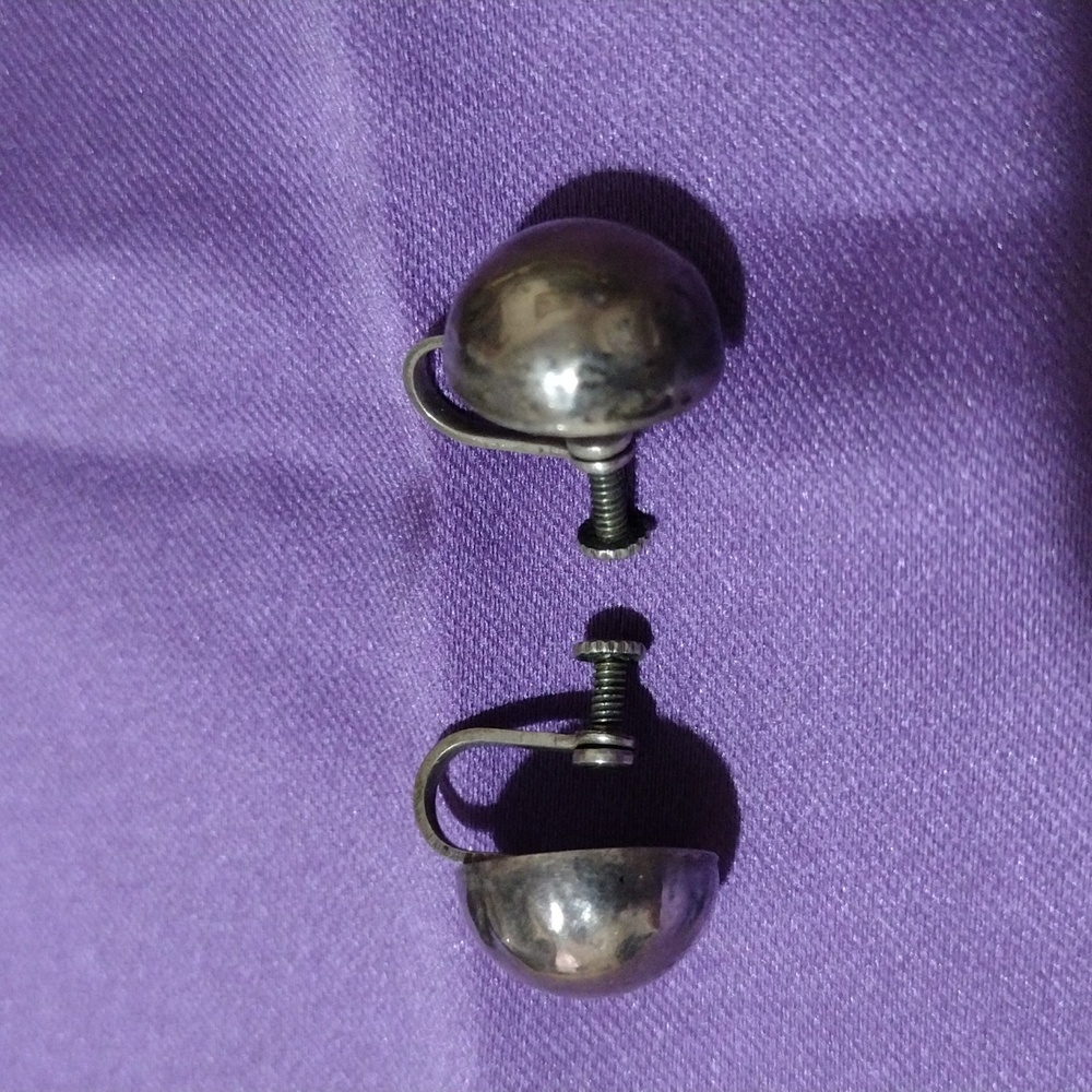 Vintage silver Mexico marked screw back dome earrings